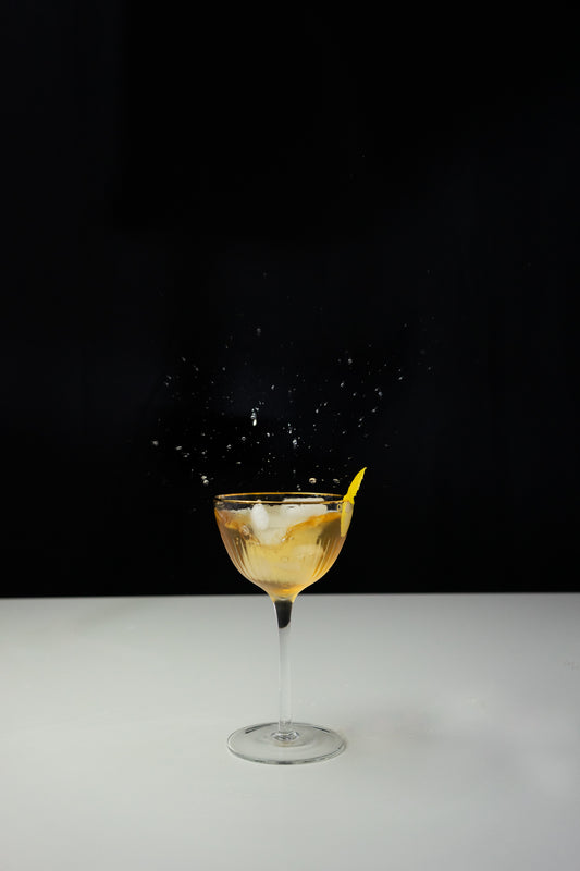 Brooklyn Cocktail mit Splash | Old Soggy Spiced Bourbon